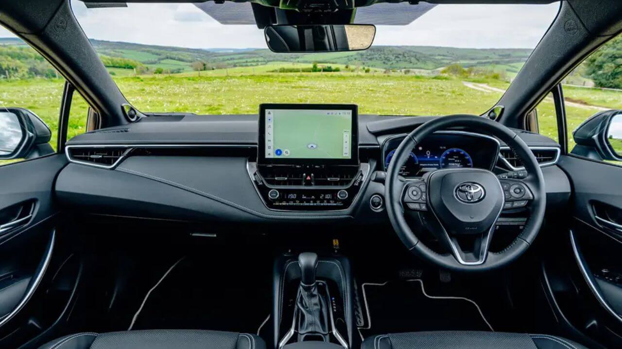 Toyota Camry vs Corolla