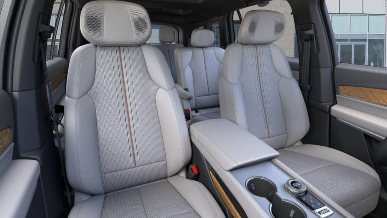 2026 Cadillac Vistiq