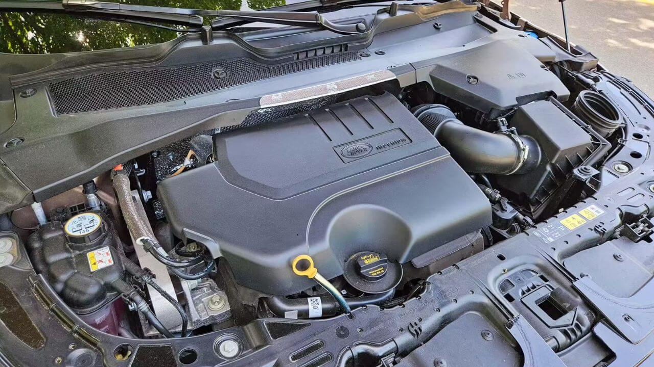 range rover evoque 2024