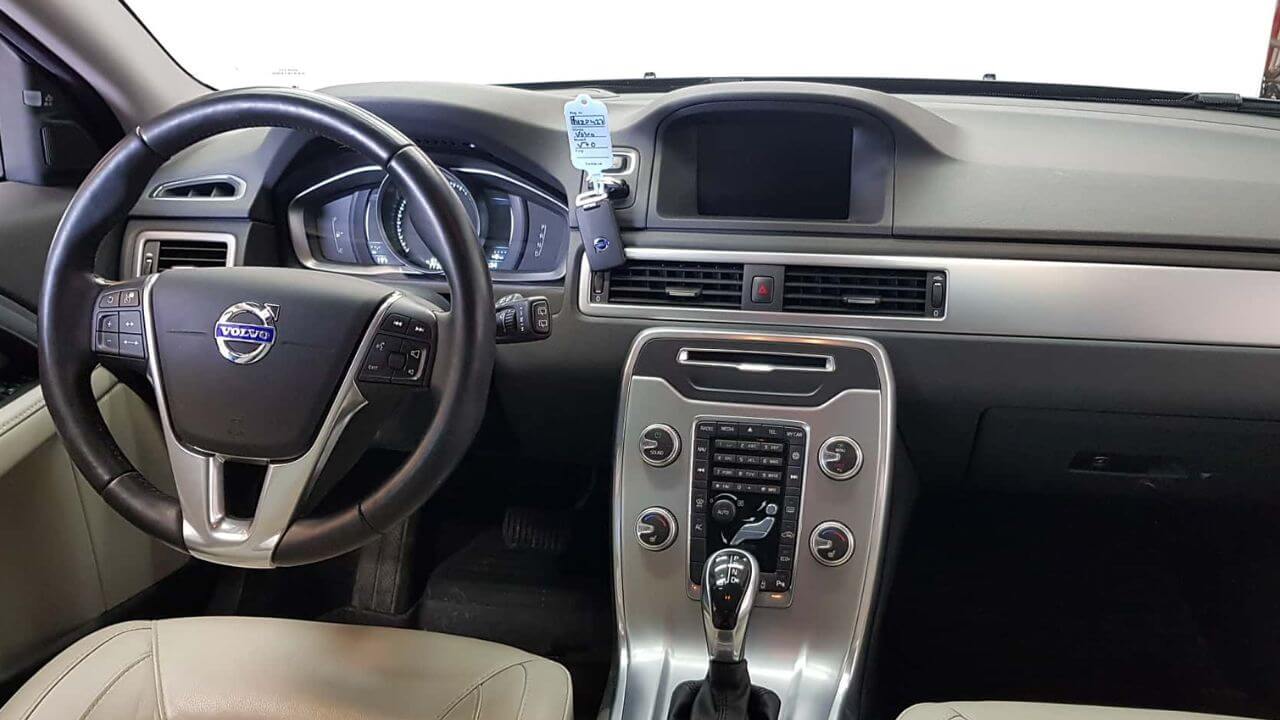 v70 estate
