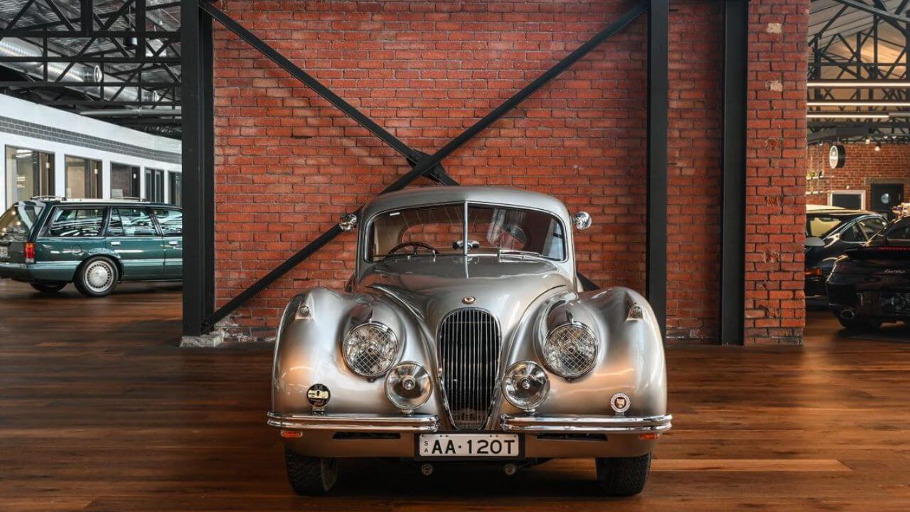 Jaguar XK120 coupe 1948