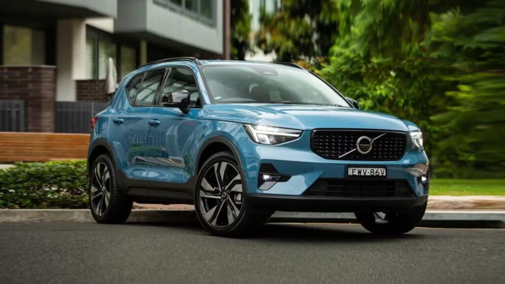 2023 Volvo XC40