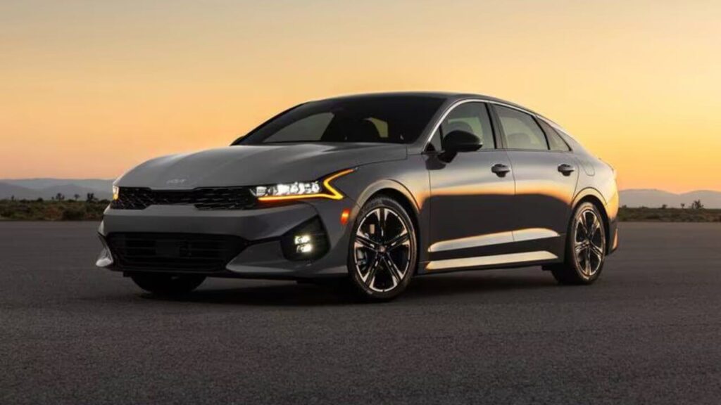 2023 Kia K5
